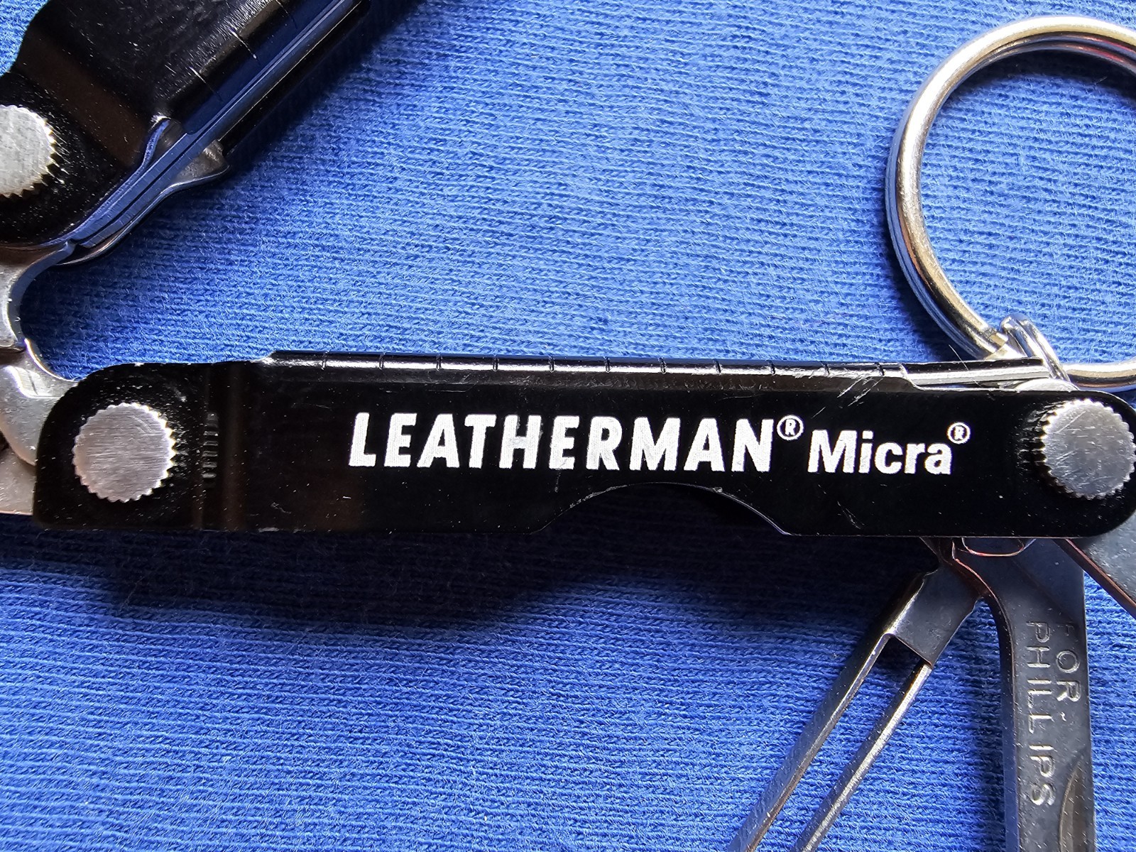 Leatherman Micra Mini Multi-Tool, Knife, Scissors, Key Ring, Black.