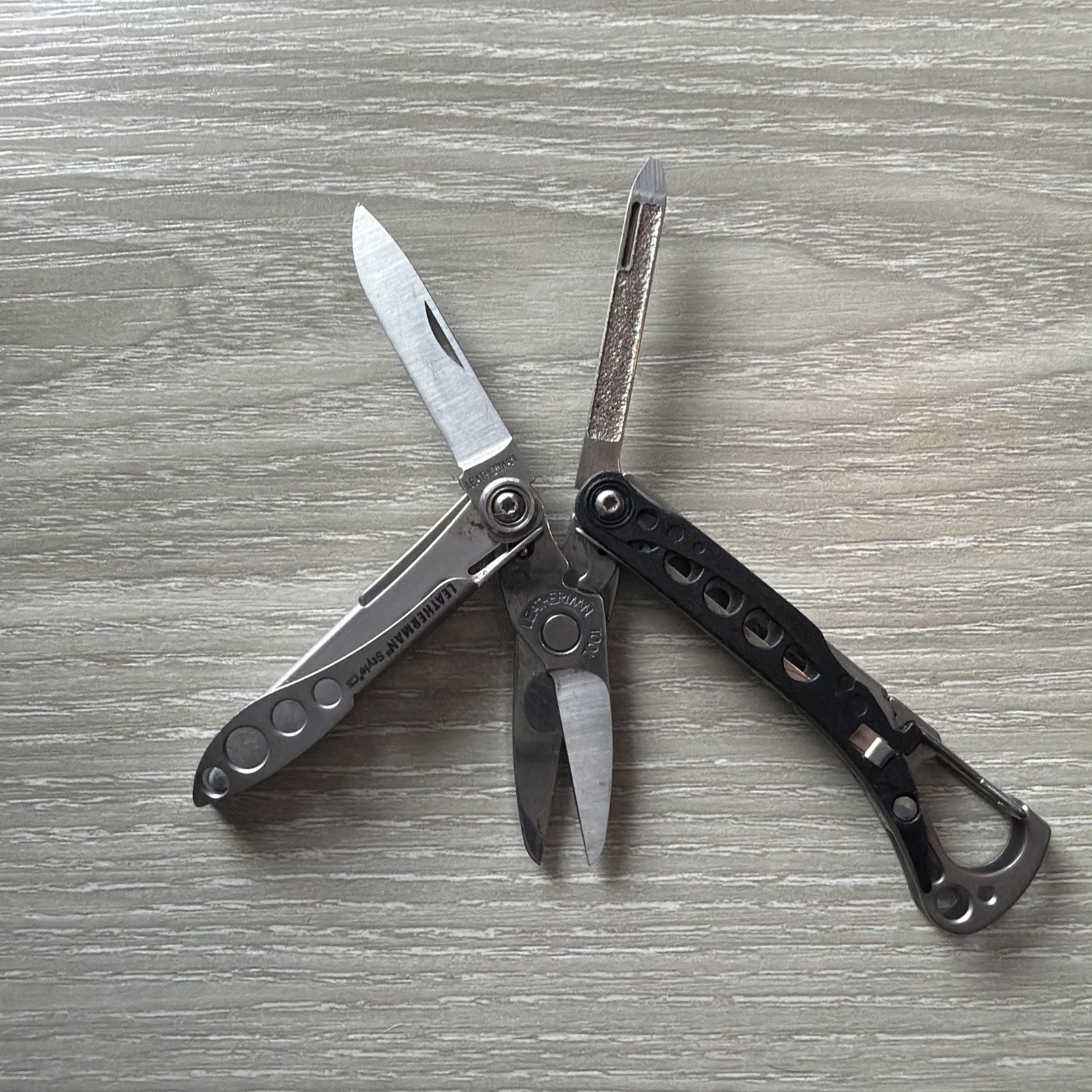 Leatherman STYLE CS Multi Tool Knife File Scissor, Tweezer, Carabiner
