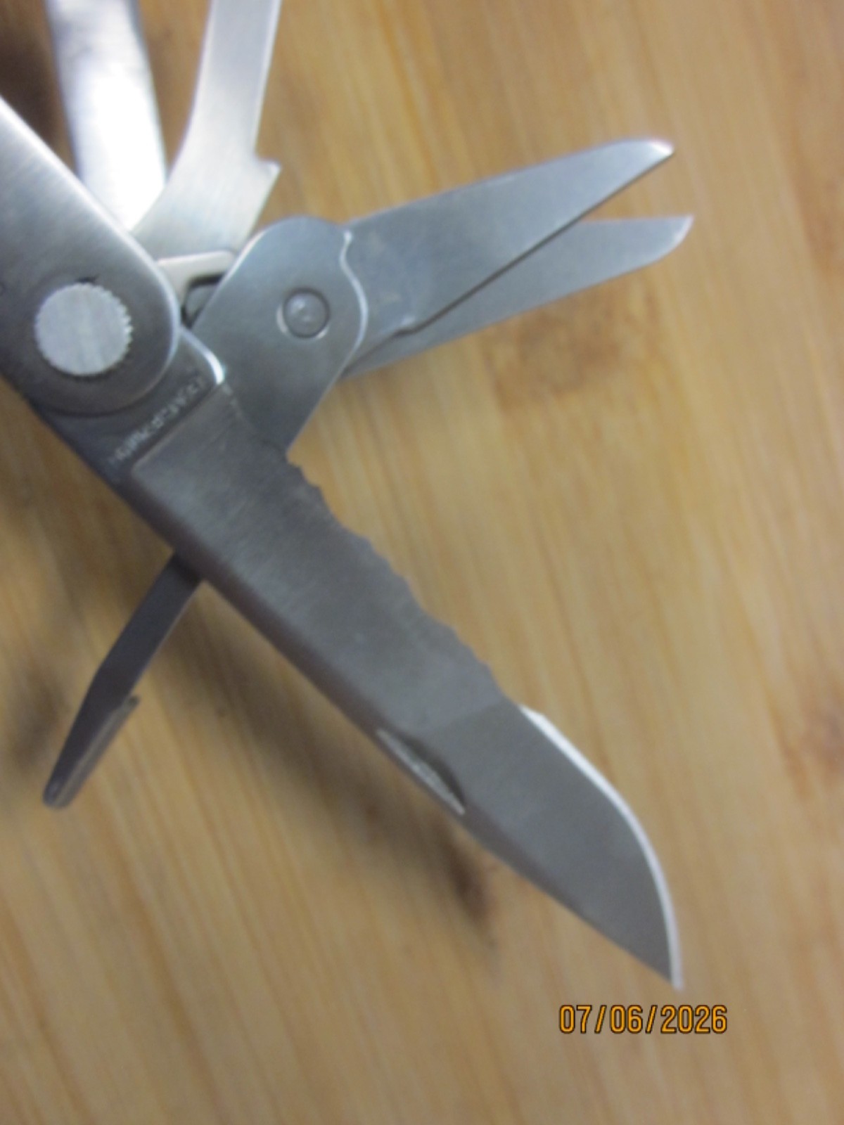 VTG LEATHERMAN PST II MULTI TOOL W/ORIGINAL LEATHER SHEATH, LOOKS UN-USED, 07-03