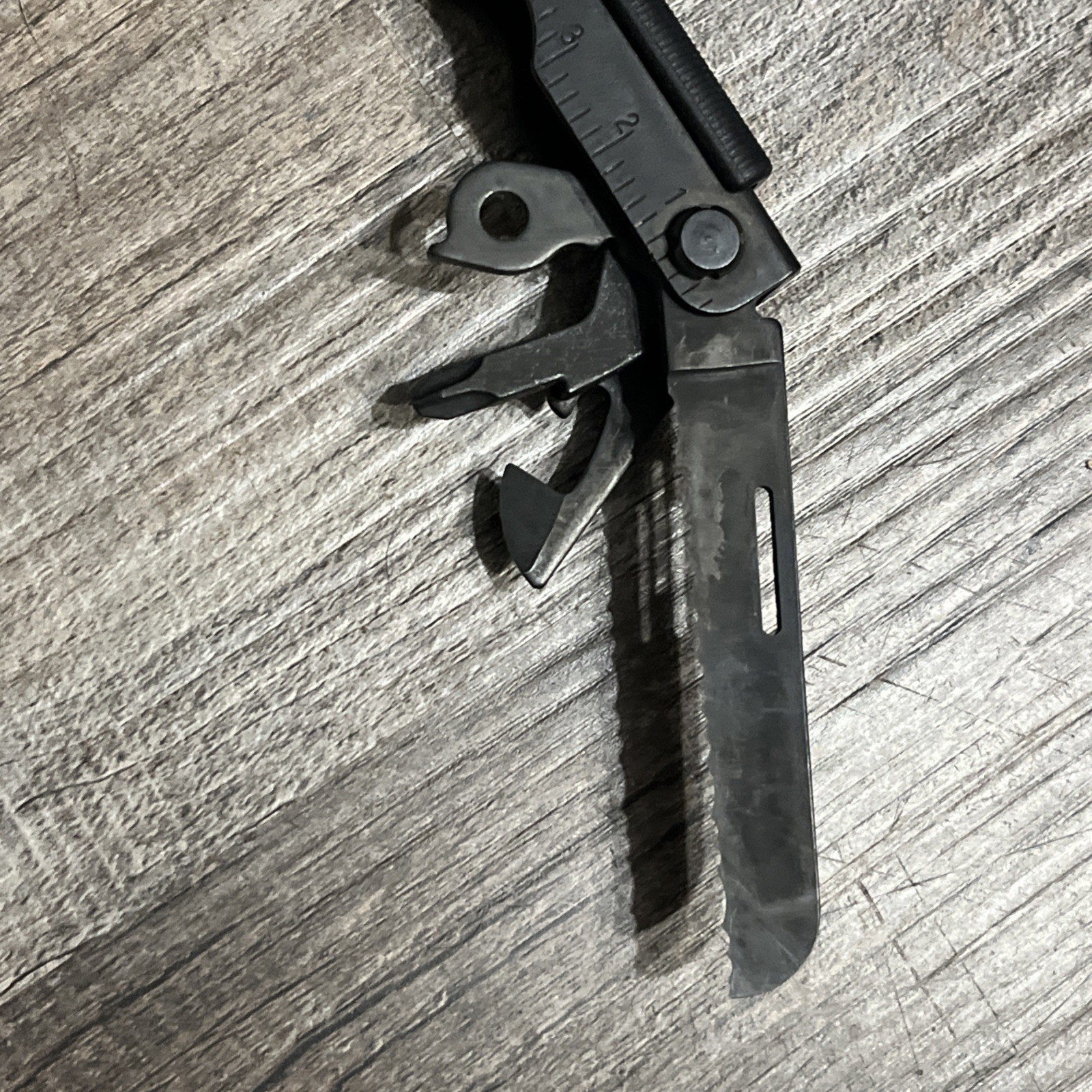 Gerber MP600 Multi Tool U.S. Military Issue! BLACK, DIGITAL CAMO SHEATH