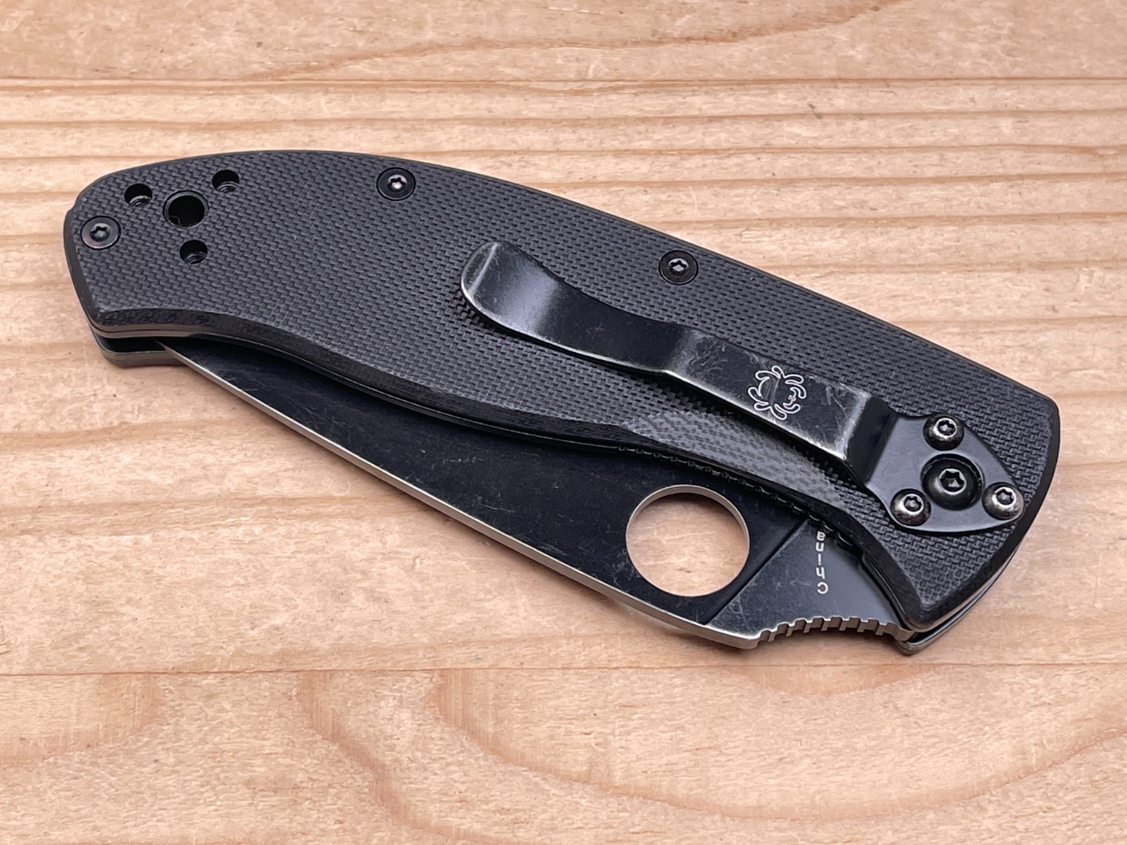 Spyderco Tenacious Plain Edge Black 8Cr13Mov G-10 Folding Pocket Knife