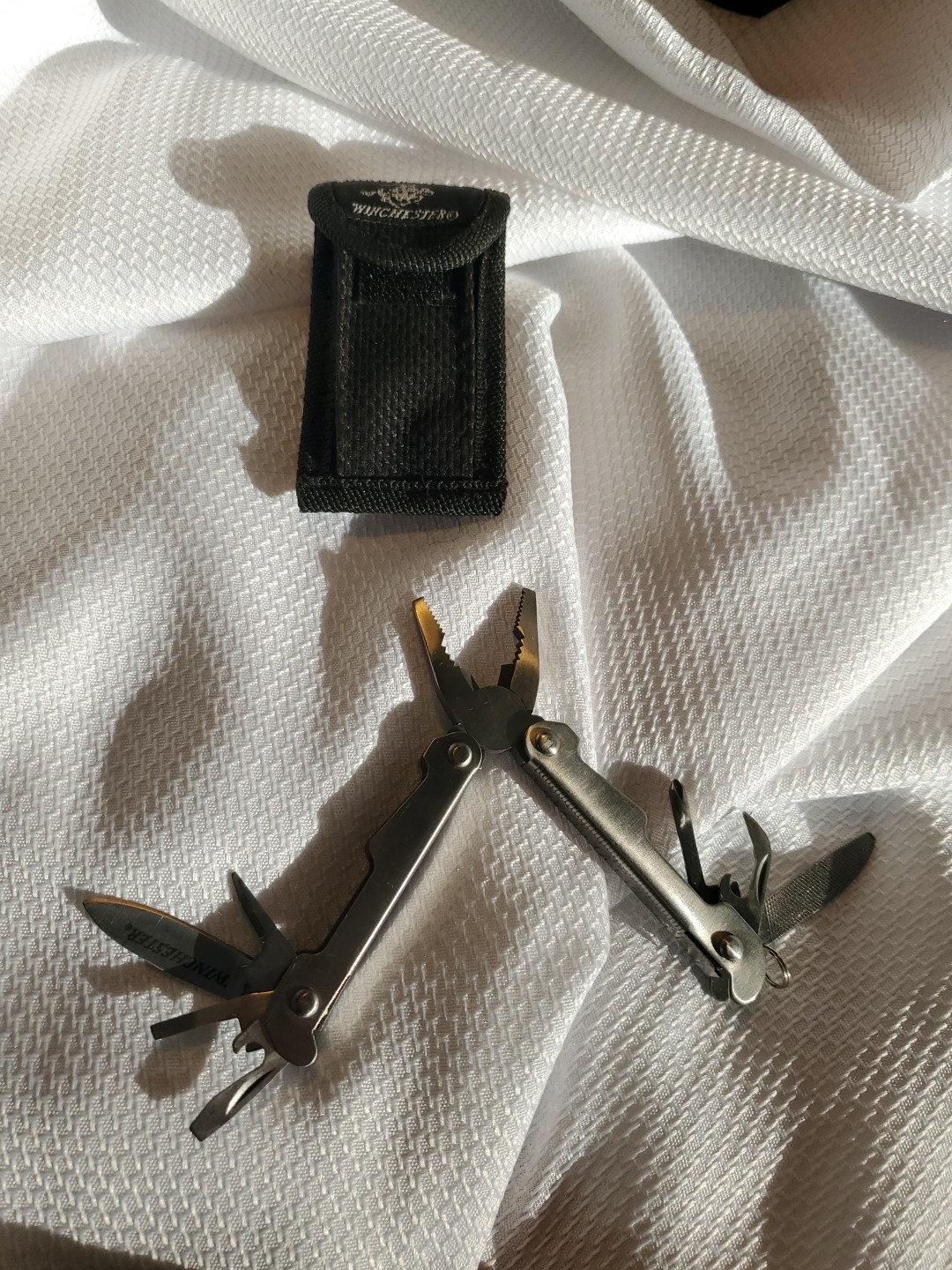 Winchester Multitool With Canvas Belt Case Knife Pliers Saw Screwdriver Punch