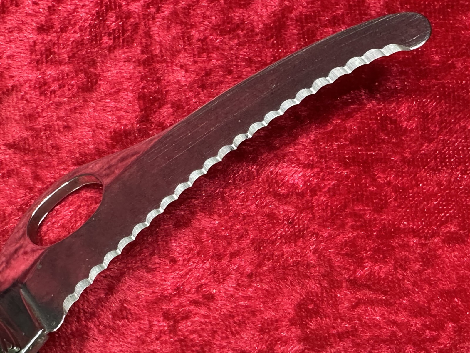 Victorinox Dual Pro Red/Black Large Swiss Army Knife 111mm 3 Layer 8 Tool (646)