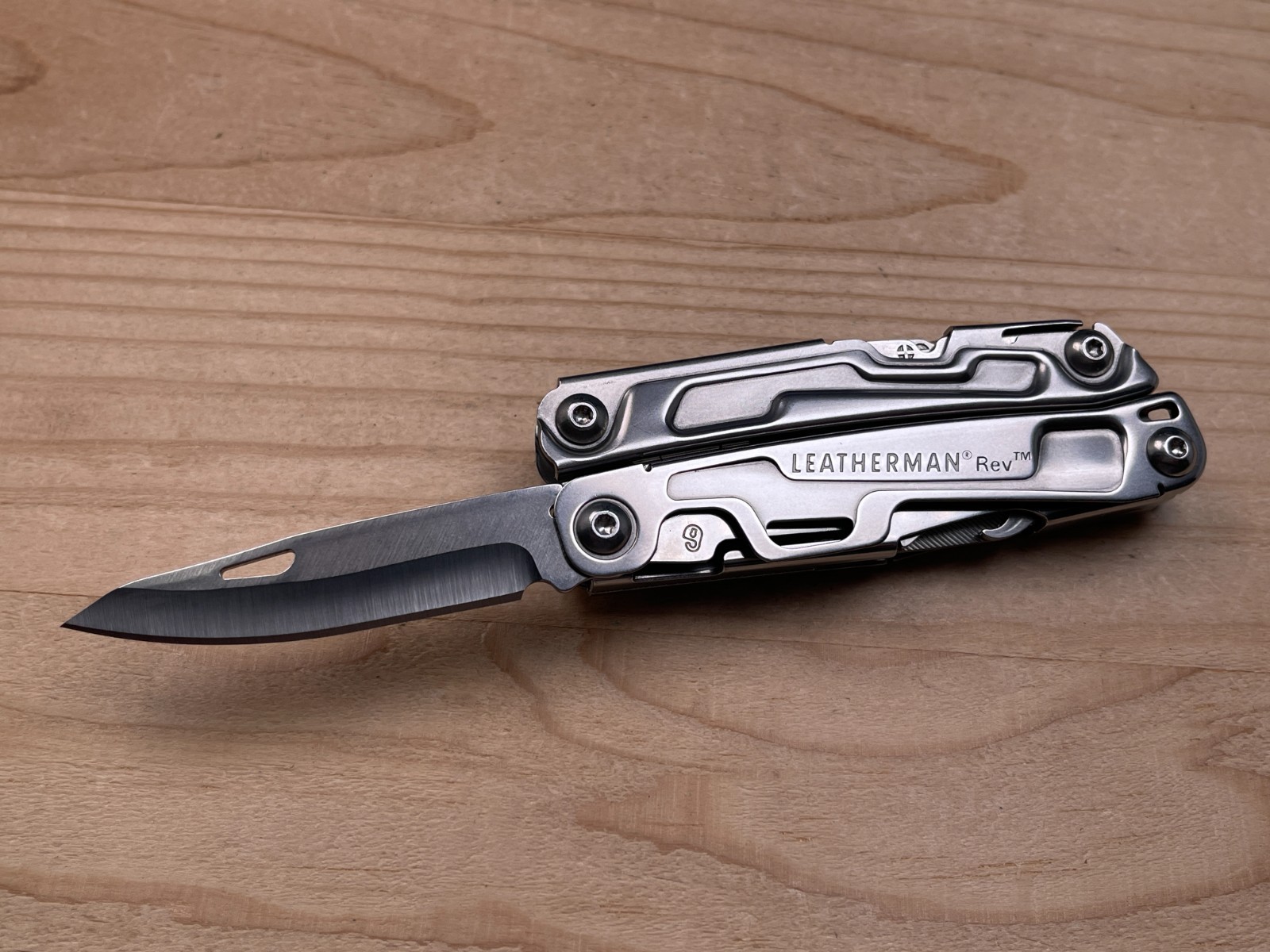Leatherman Rev Multi‑Tool Knife – Stainless Steel w/ Pocket Clip 06/15