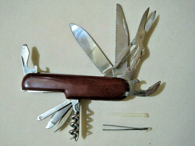 Swiss Army Style Knife – made in China