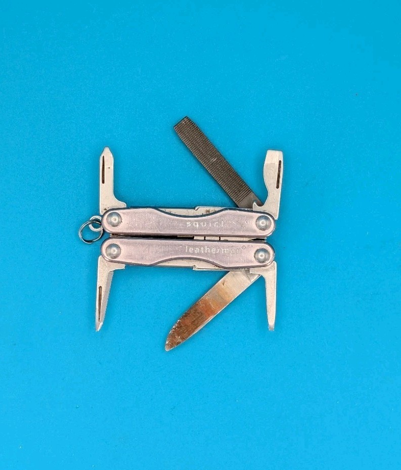 Leatherman Squirt P4 Multi-Tool, Key Ring, Retired, GRAY!