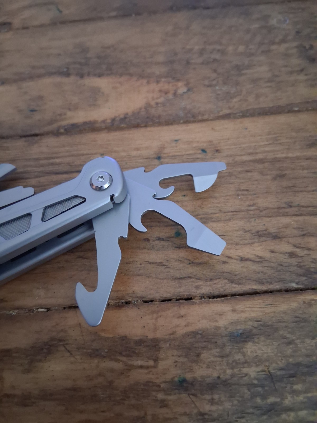 Ascent 15 in 1 Multitool Handymans Best Tool 0 stainless steel