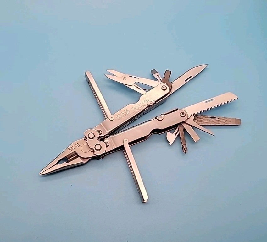 SOG PowerLock Multi-Tool – Silver – Screwdrivers, Pliers, Saw, Knife, Scissors