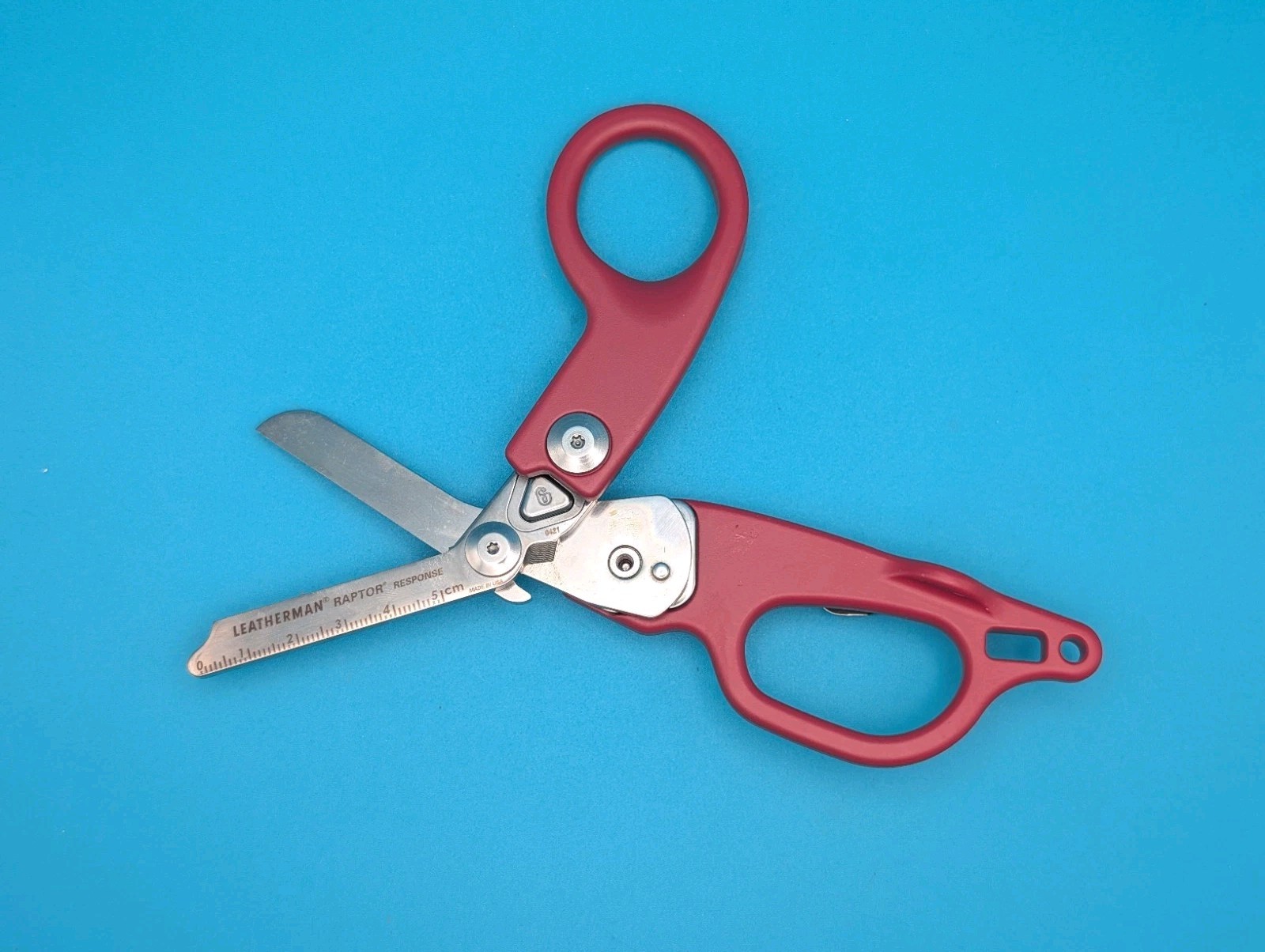 Leatherman Raptor Response Rescue Shears 6 in 1 Crimson! NEW IN BOX!