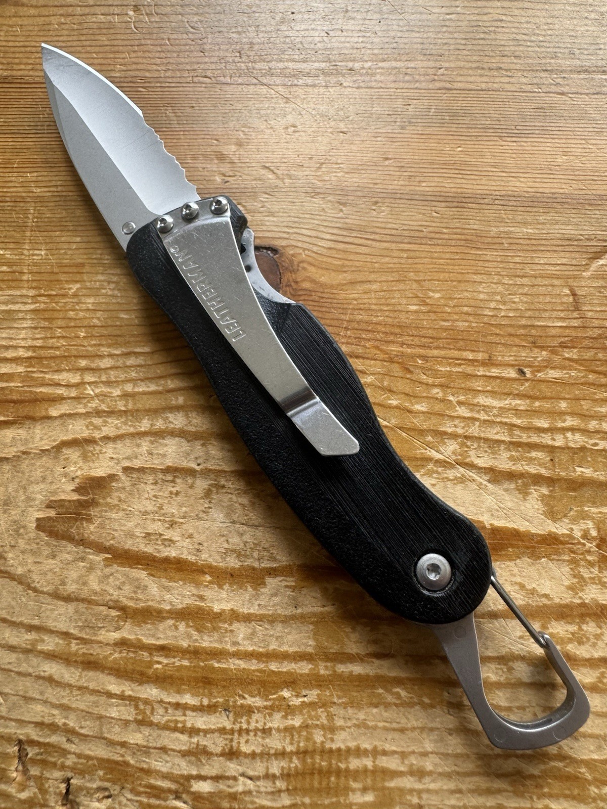 Leatherman Folding Lock Blade Knife c33x w/ Carabiner Retired Engraved