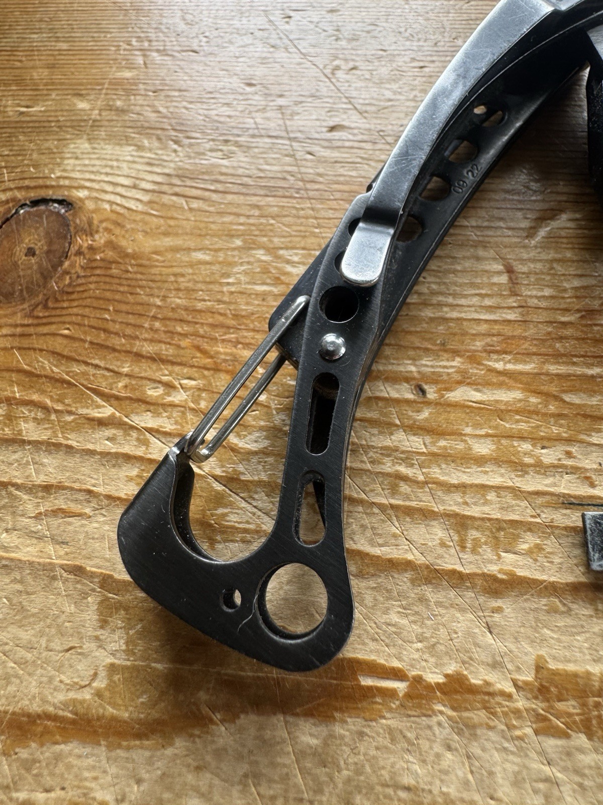 TOPO Leatherman SKELETOOL Multi Tool SERATED Knife-Pliers etc Collector Model
