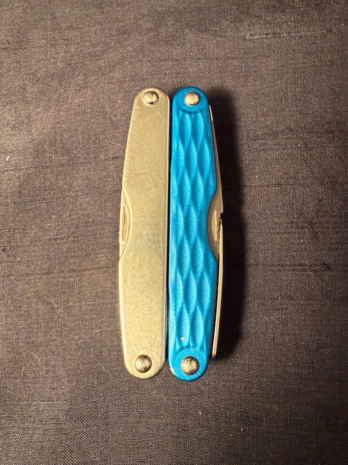 Leatherman Juice CS4 Blue & Silver Multi Tool
