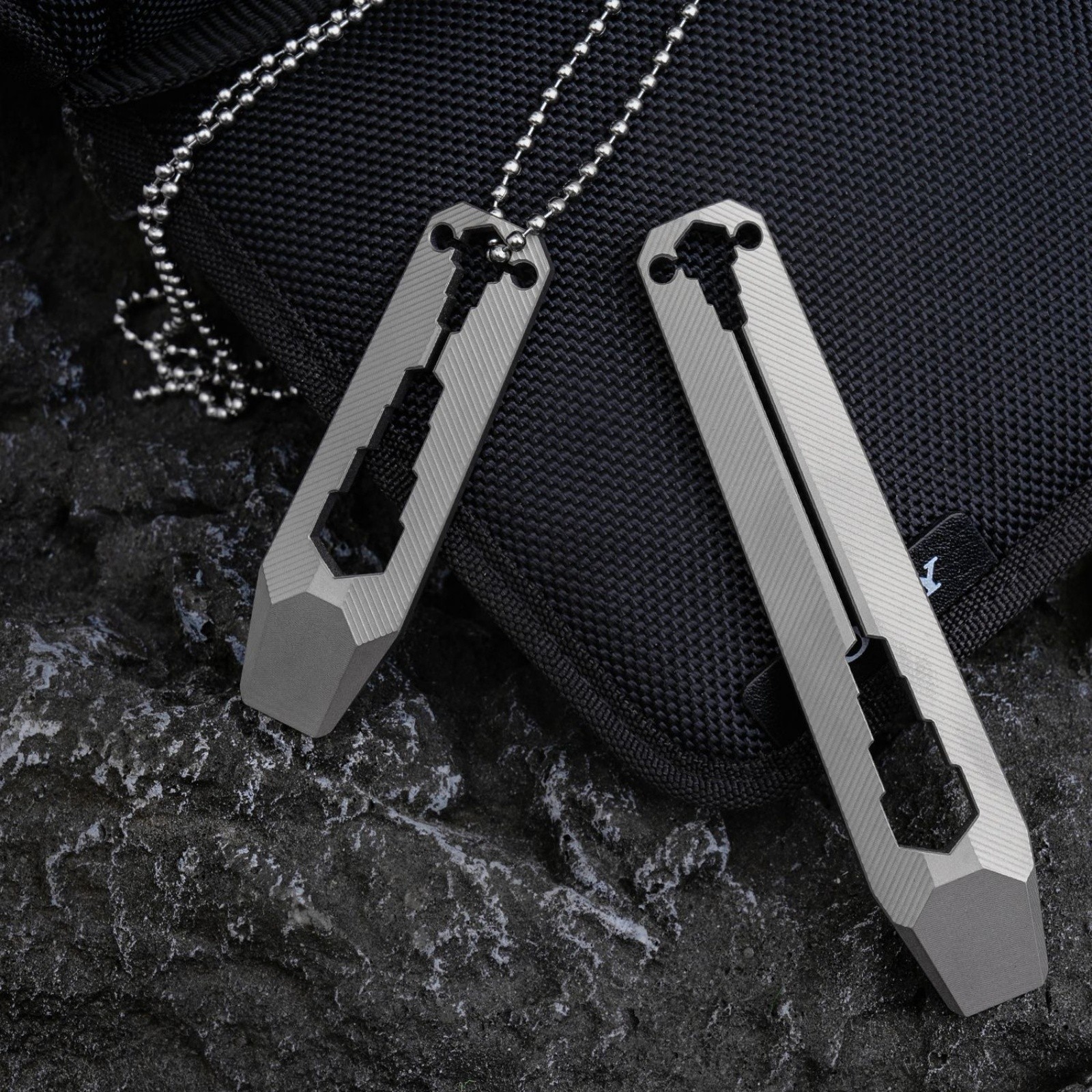 Titanium Alloy EDC Mini Pry Bar Keychain Wrench Portable Pocket Tool A++++