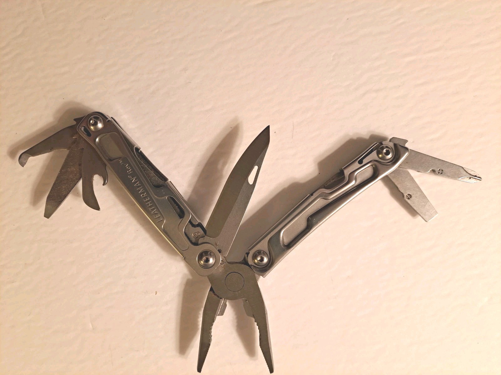 Leatherman Wingman 7 Tools Multi Tool Stainless Steel 925cb28