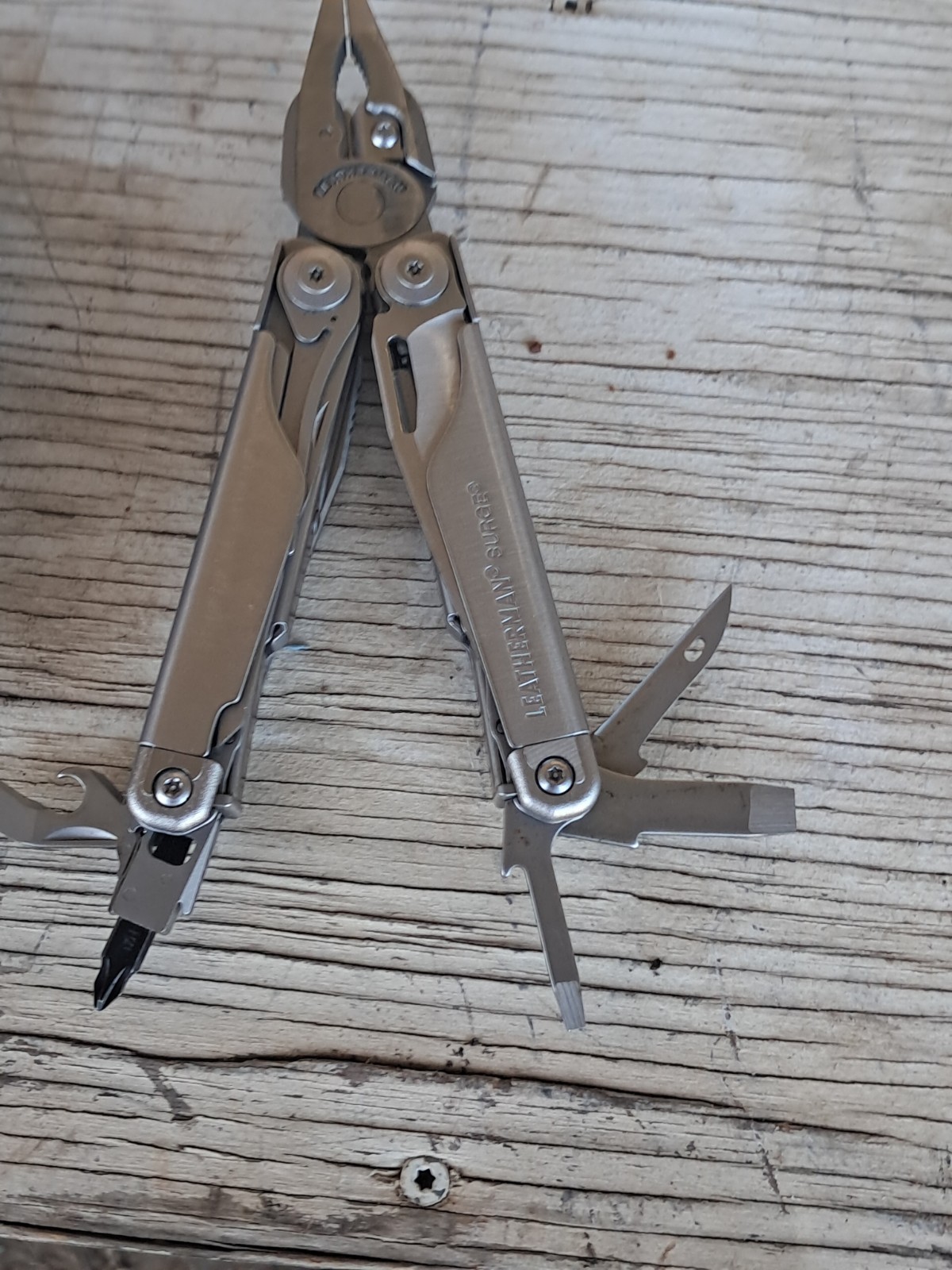 Leatherman Surge Multi Tool