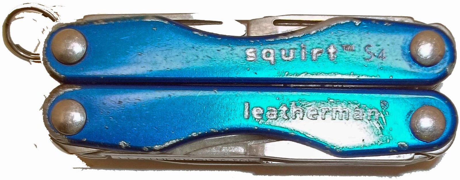LEATHERMAN SQUIRT S4 STAINLESS MULTITOOL BLUE 2 1/4″
