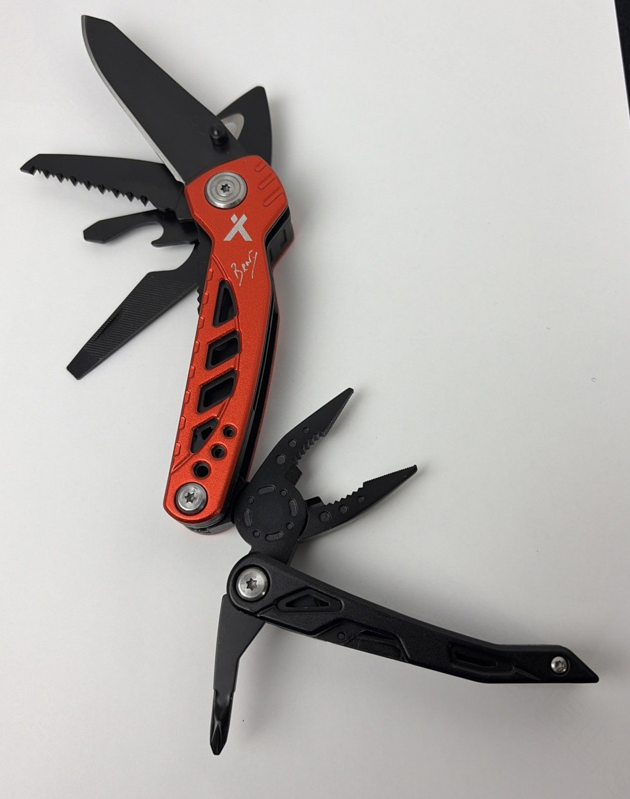 Bear Grylls® Multi Utility Tool 82195 with belt pouch