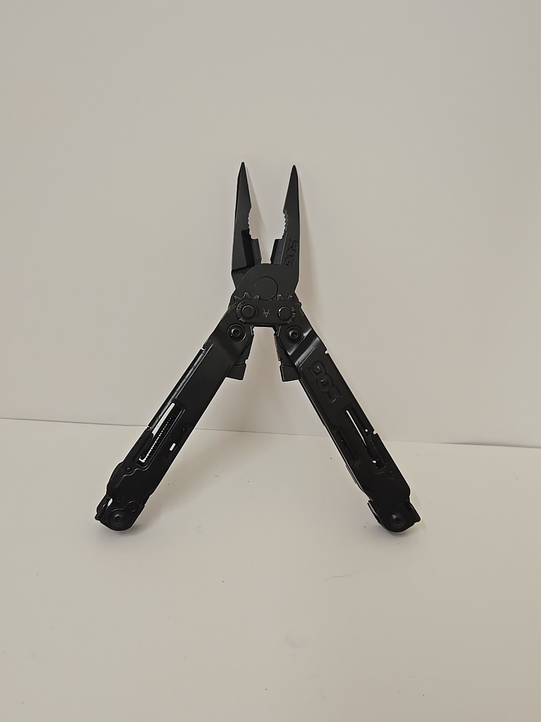 SOG PowerPint Mini Compact Black Stainless Steel Pocket Multi Tool 18