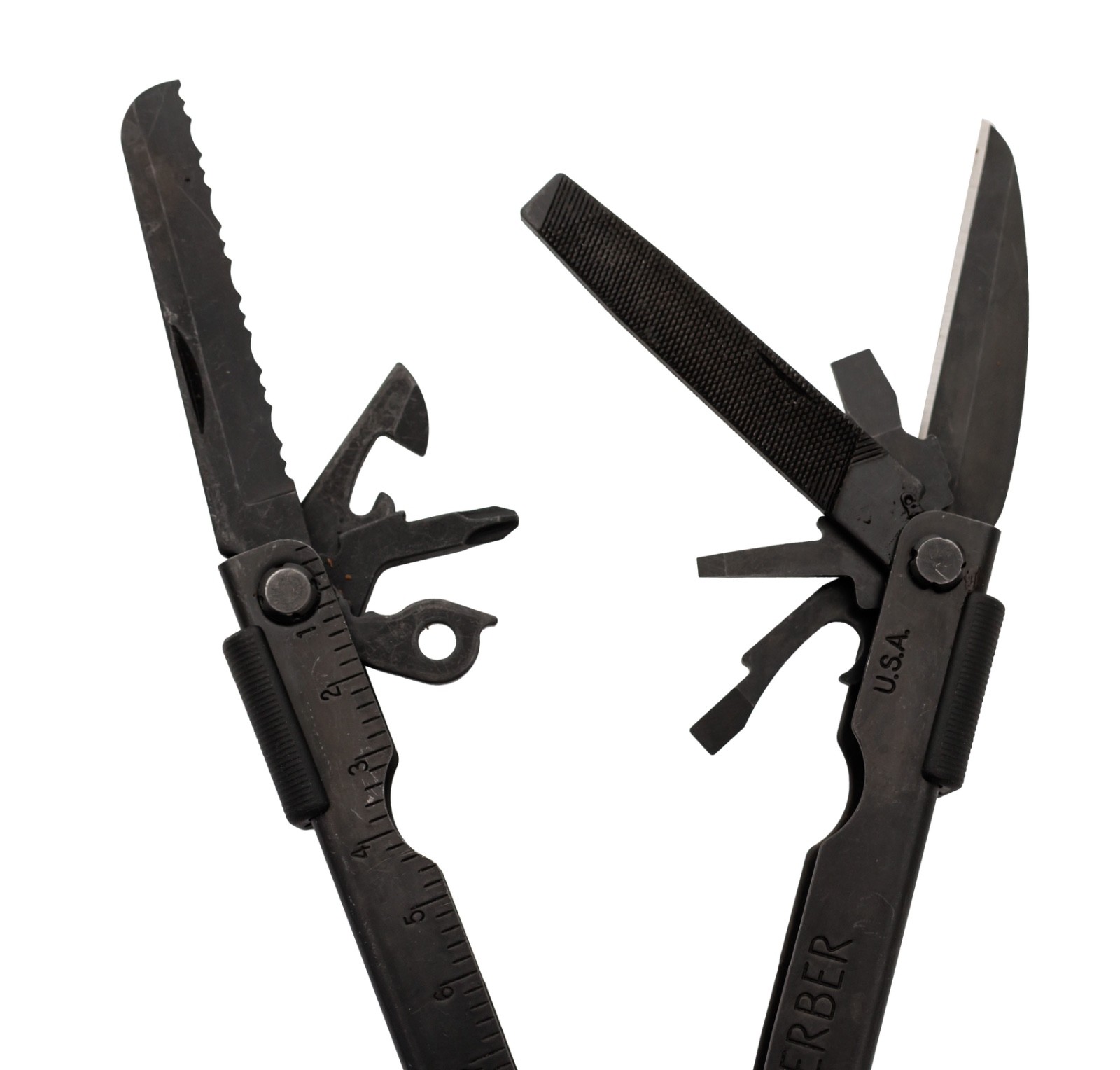 Gerber MP600 Black Oxide Multi-Tool Needle Nose Pliers Carbide Cutters