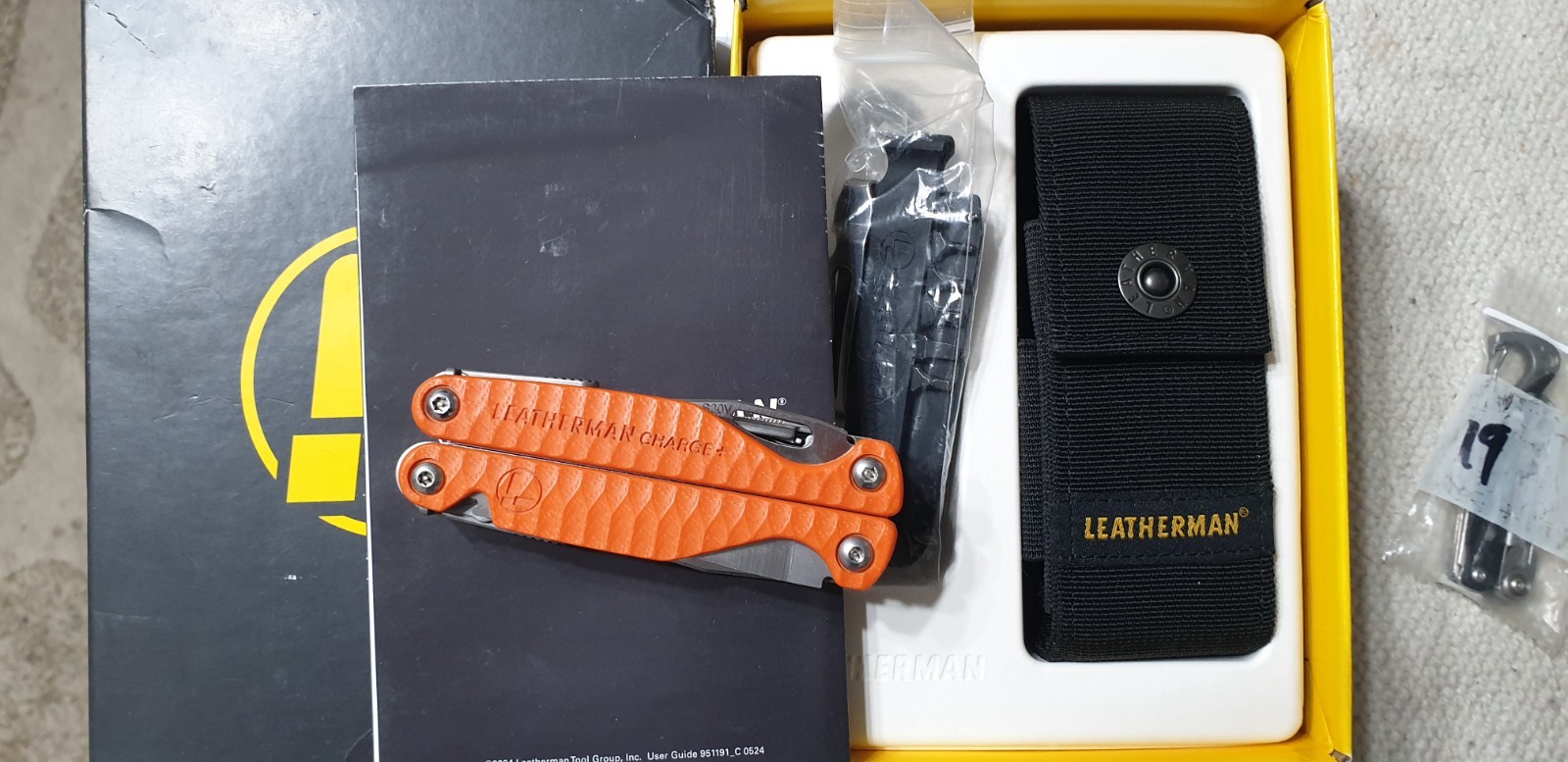 🔥 Leatherman Squirt E4 Stainless Multitool RadioShack Red RareRetired Condition