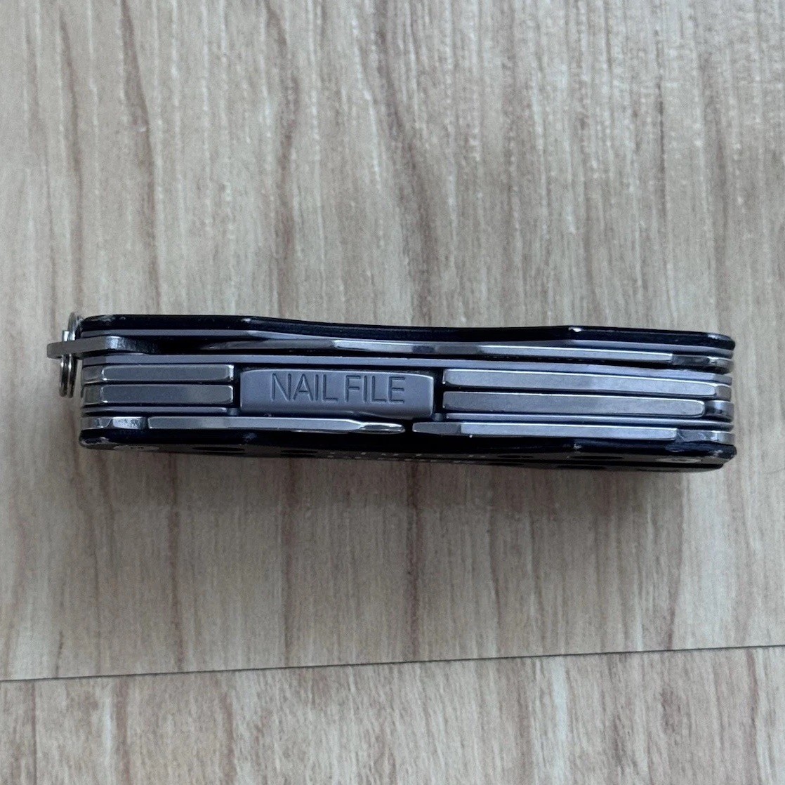 GERBER CLUTCH FOLDING MULTI TOOL PLIER KNIFE MULTI BLADE KNIVES TOOLS BLACK USED