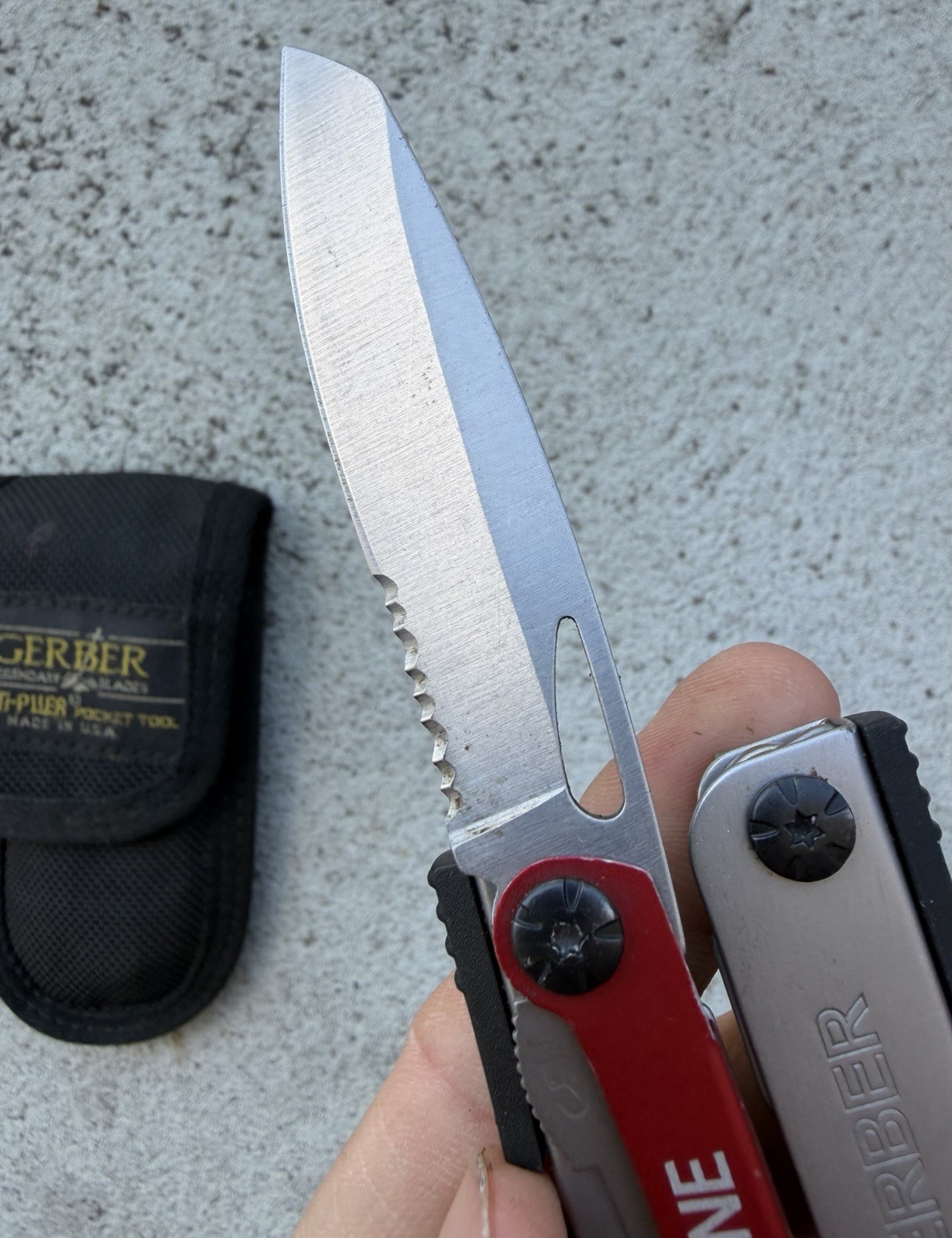 GERBER OCTANE RED/SILVER MULTI-PLIER MULTI TOOL IN SHEATH DISCONTINUED, RARE