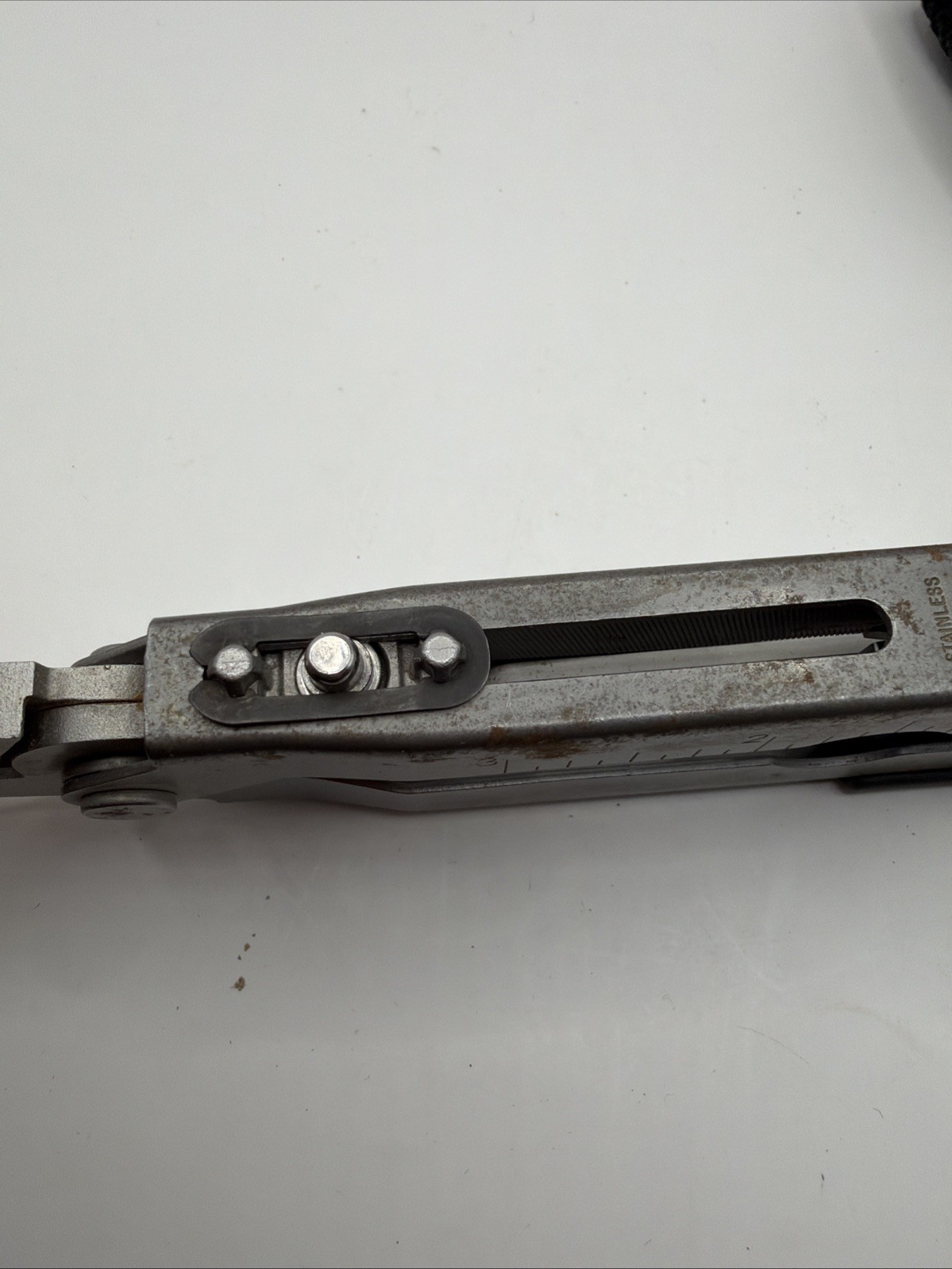 Gerber MP600 Multi-Tool Needle Nose Pliers USA Missing Retaining Clip