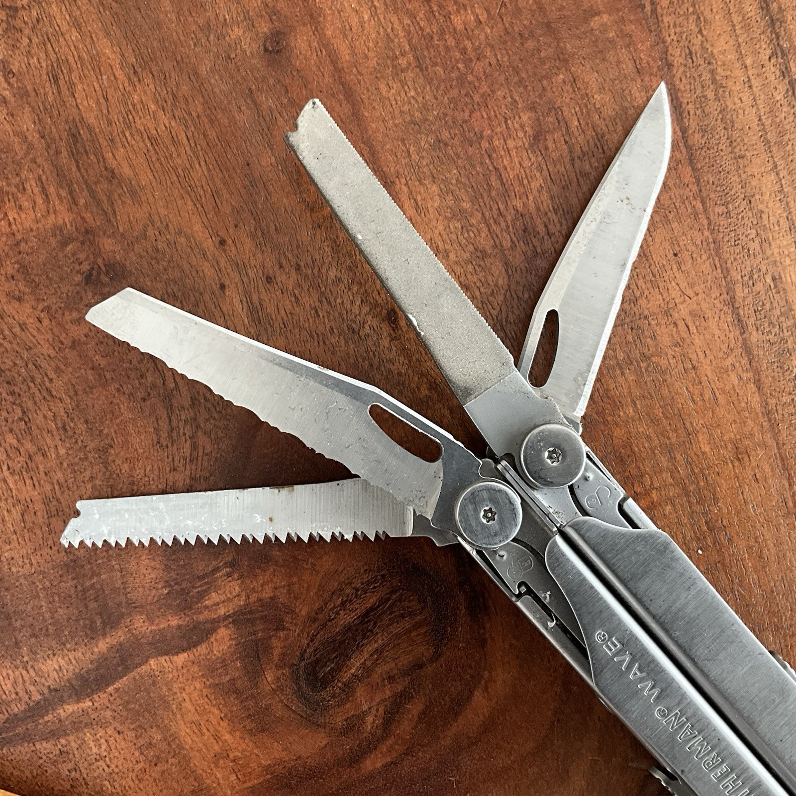 Leatherman WAVE Multi-Tool Date Code 0211 (Feb 2011)