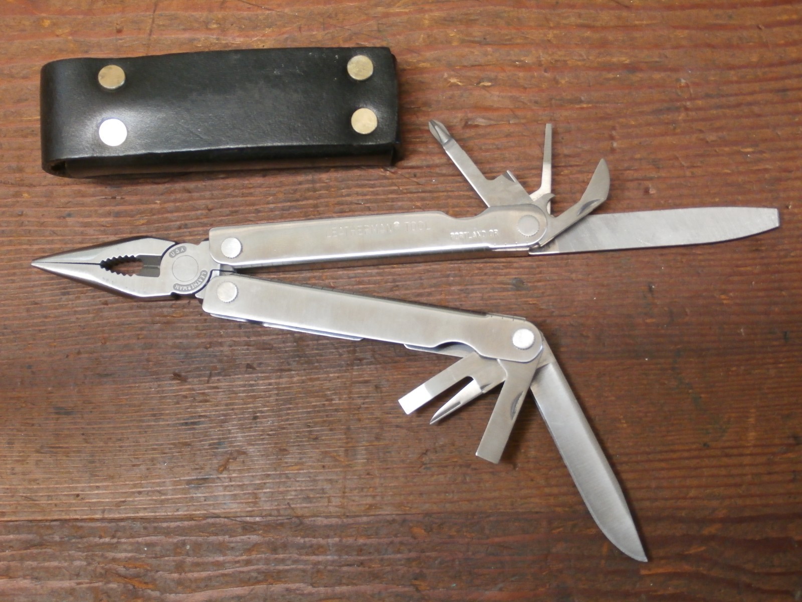 LEATHERMAN Multitool W/Leather Case 1990’s New Unused Condition