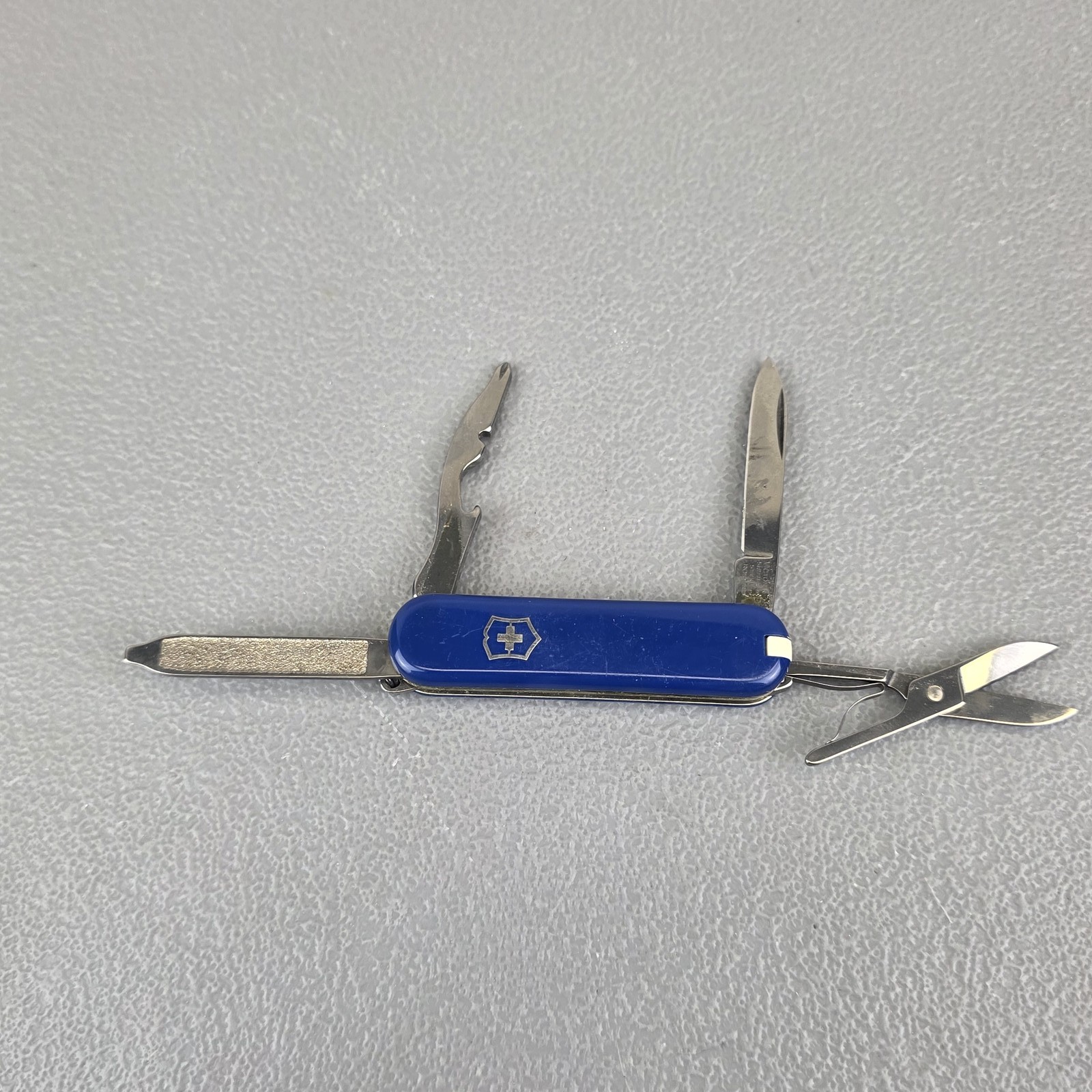 Victorinox Classic SD Multi-Tool Blue Swiss Army Knife Associated Spring Saline