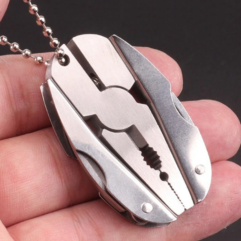 Portable Stainless Steel Multi Tool Pliers Knife Keychain Screwdriver Outdoor