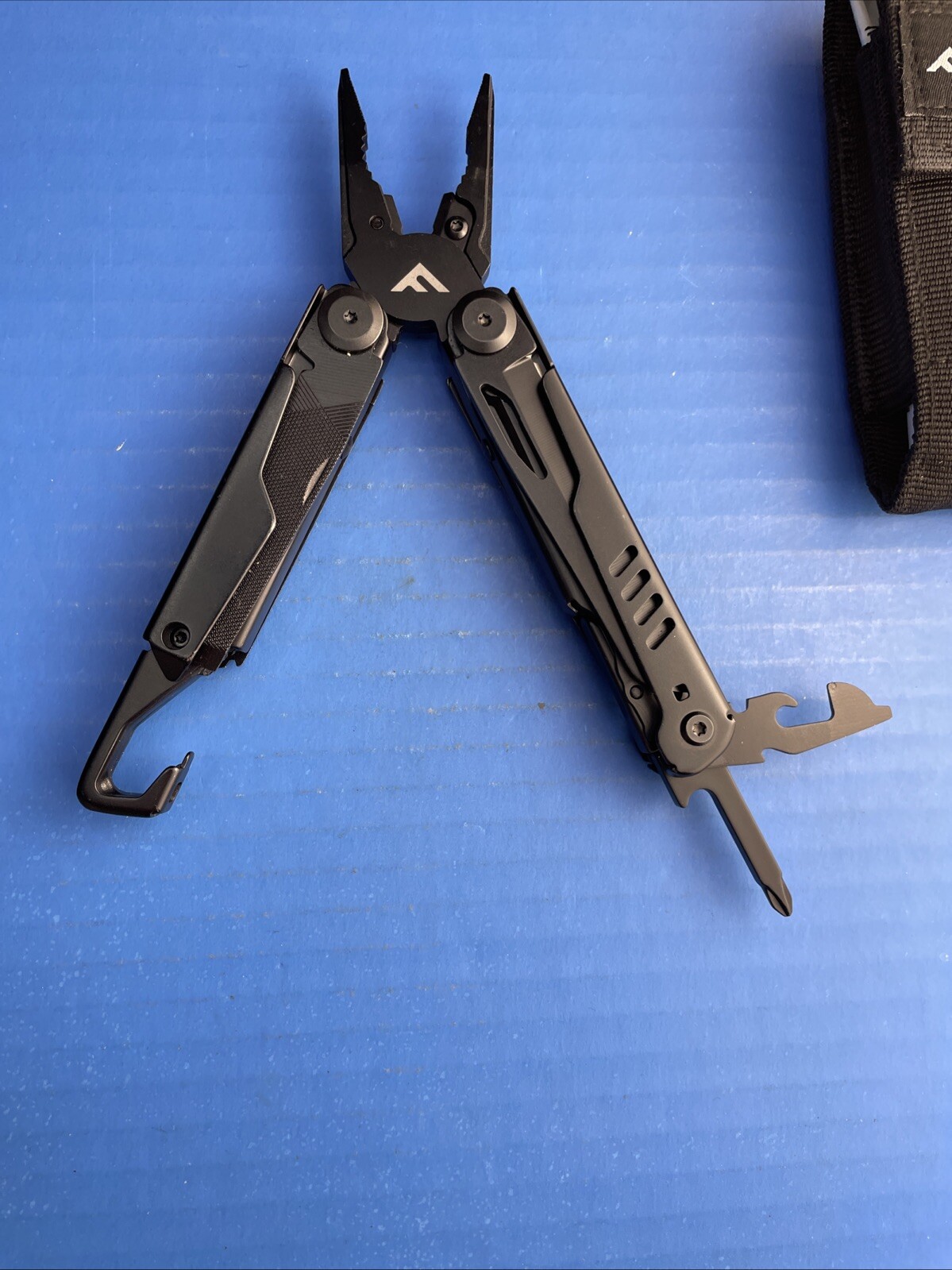 FLISSA 15-in-1 MultiTool Pliers Portable Survival Compact Folding Pocket Knife