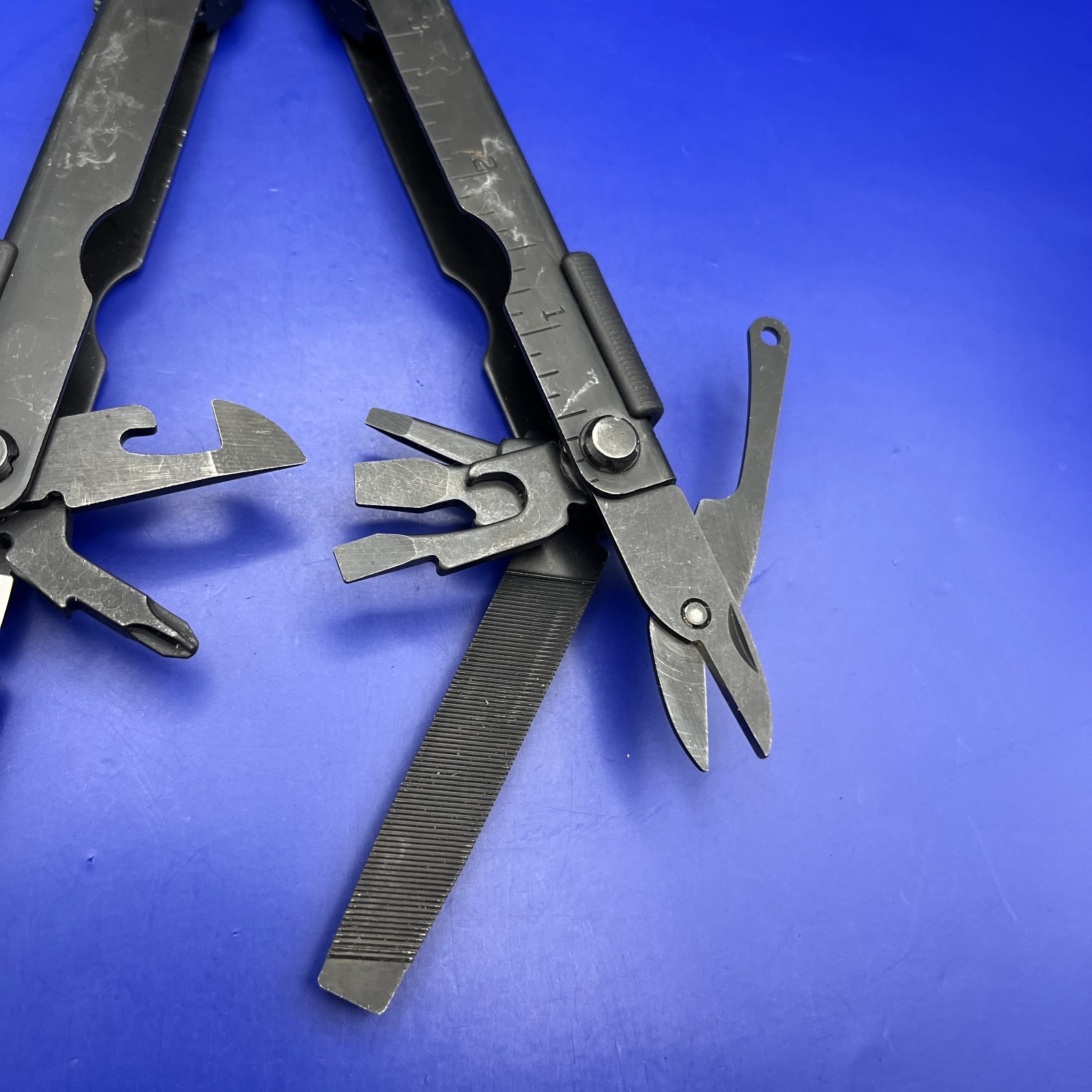 Gerber MP600 Black Oxide Multi-Tool Needle Nose Pliers