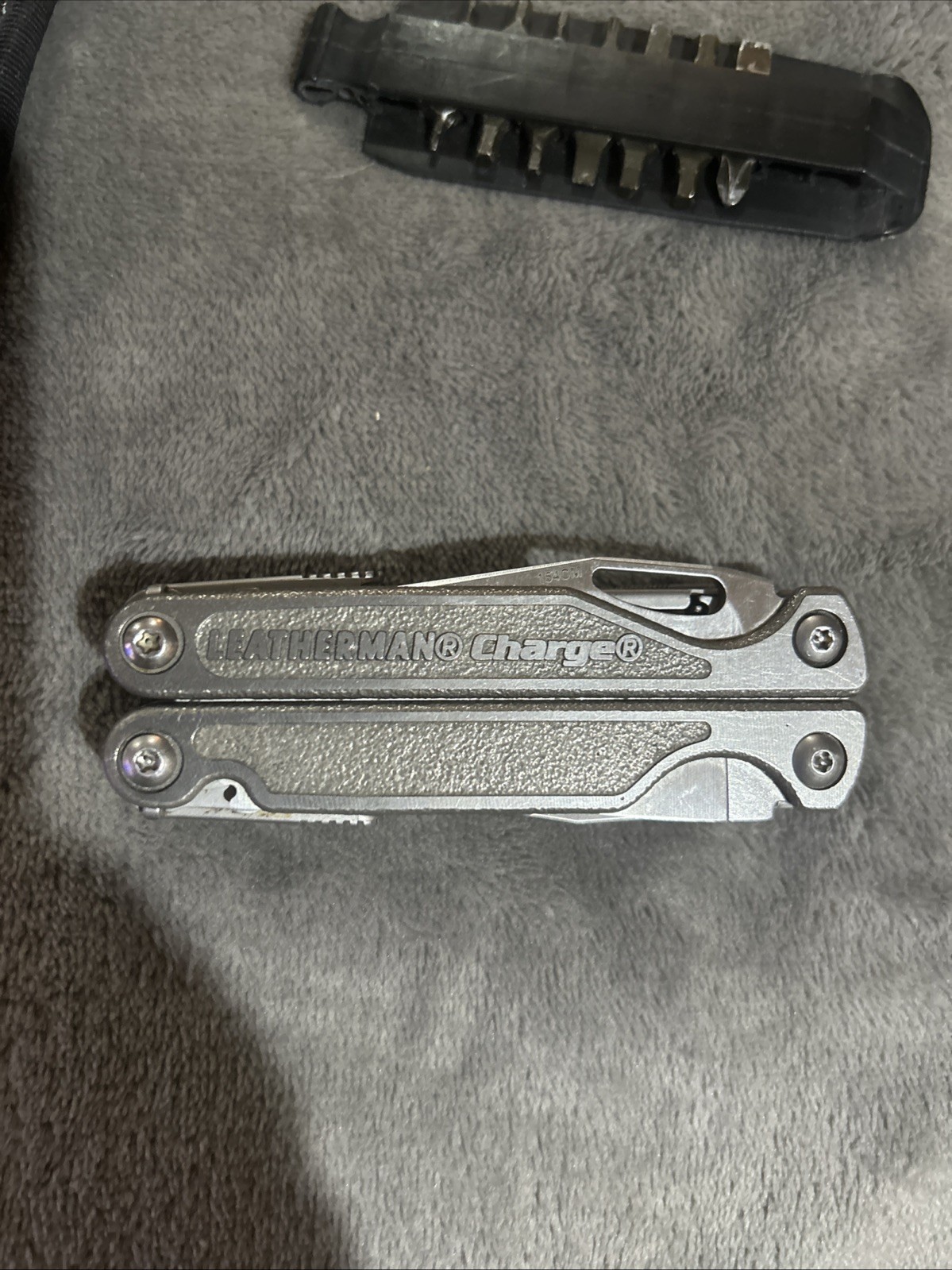 Leatherman Charge Multi-Tool w/ Sheath 7 Double Bits 154 CM Very Good Cond.