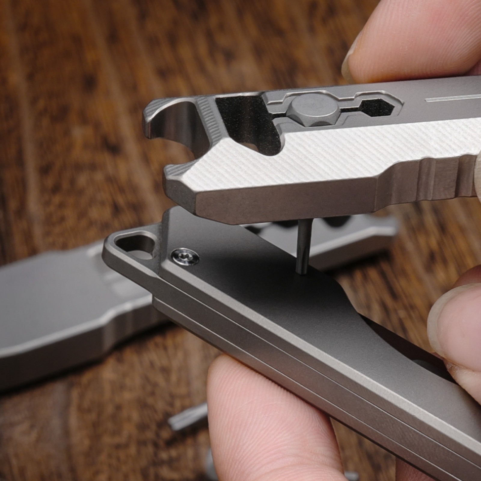 Titanium Alloy EDC Pry Bar Multi Tool Bottle Opener with Ratchet Screwdrive