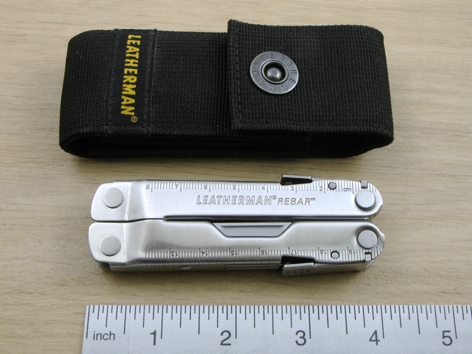 Leatherman REBAR Multi-Tool, Knife, Stainless, w/Nylon Sheath, USA – Excellent