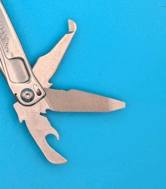 Leatherman Rev 3.8″ Multi-Tool, Stainless!