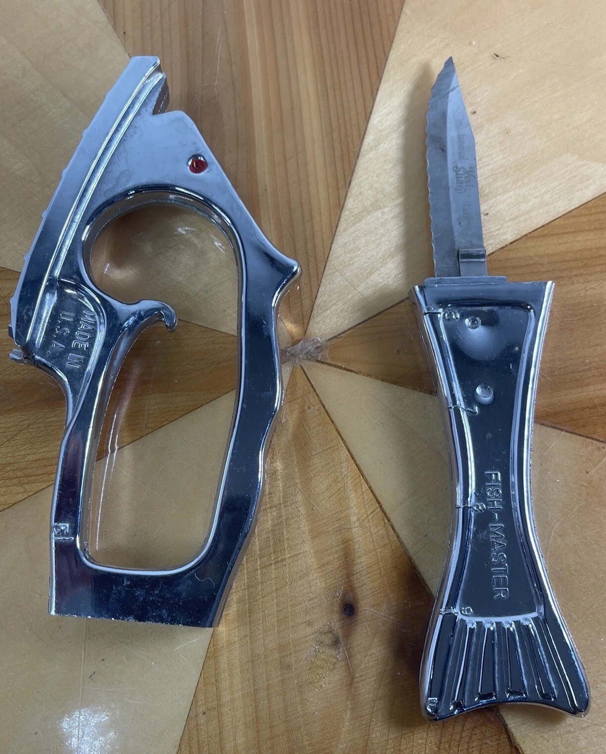 Fishmaster Vintage Fishing Knife/Scaler combo tool lot Tote J