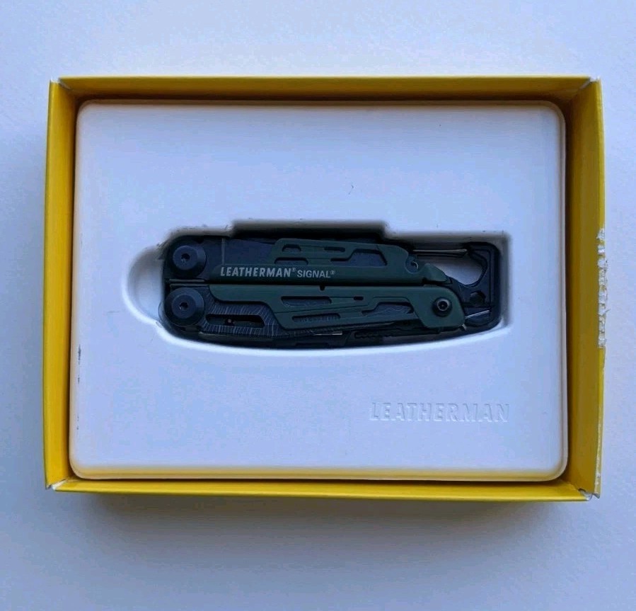 Leatherman Signal 19-in-1 Multi-Tool Green Topo Blade. Nylon Sheath NOT Included
