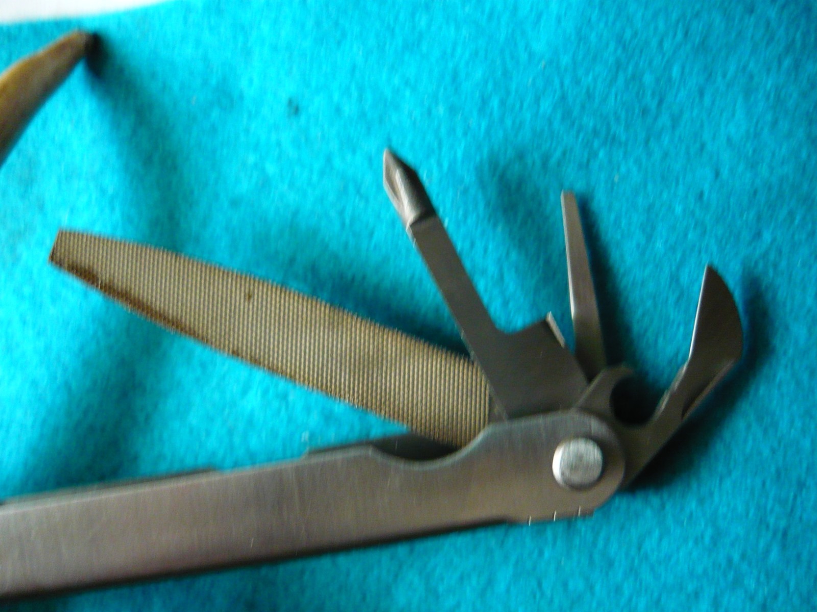 ***Leatherman BIG LETTER PST Multi-Tool -Japan w/ SHEATH