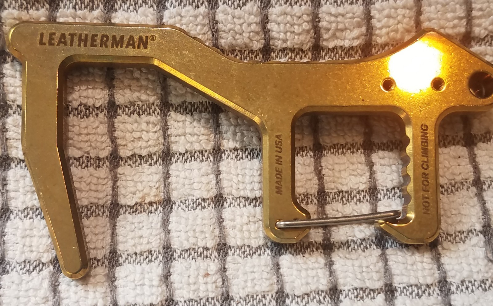 Leatherman Clean Contact Carabiner Tool Brass Corona Hook new box Edc Clip On