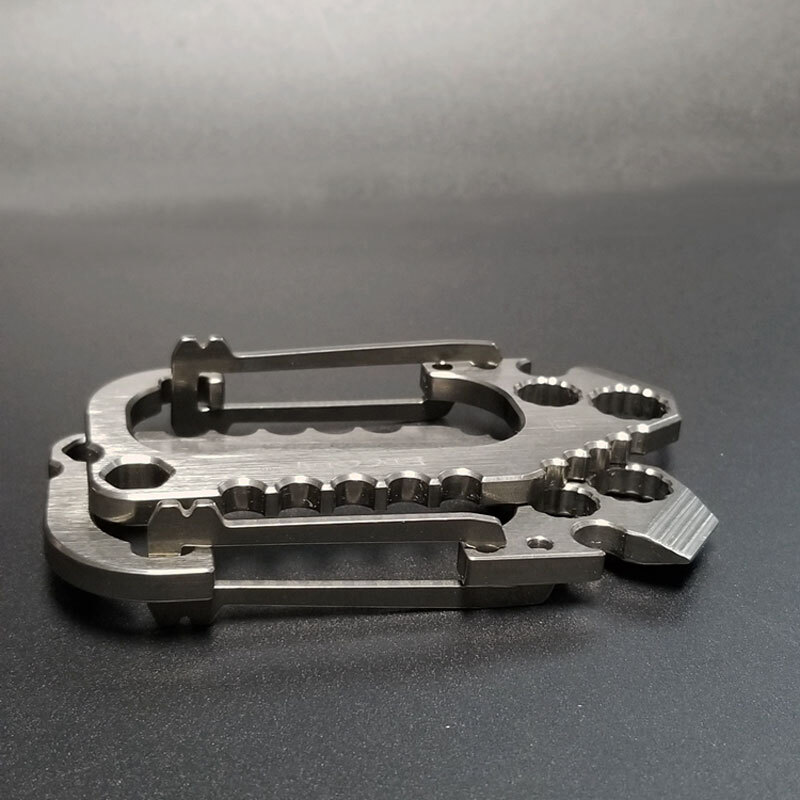EDCgear Titanium Alloy Multi Tools Keychain Carabin Opener Crowbar Outdoor