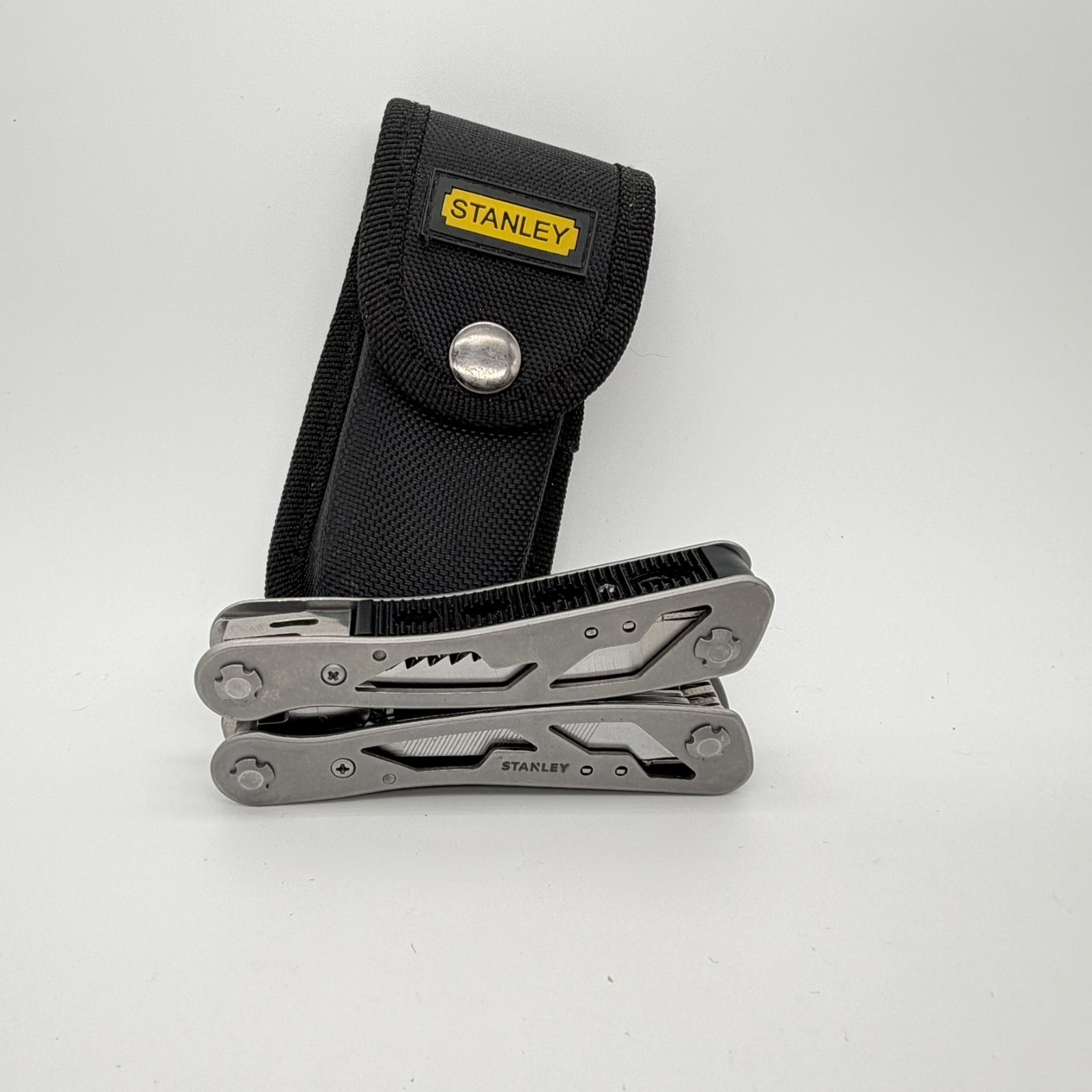 Stanley 12-in-1 Multi-Tool Pliers Pocket Knife Saw Screwdriver Sheath EDC Tool