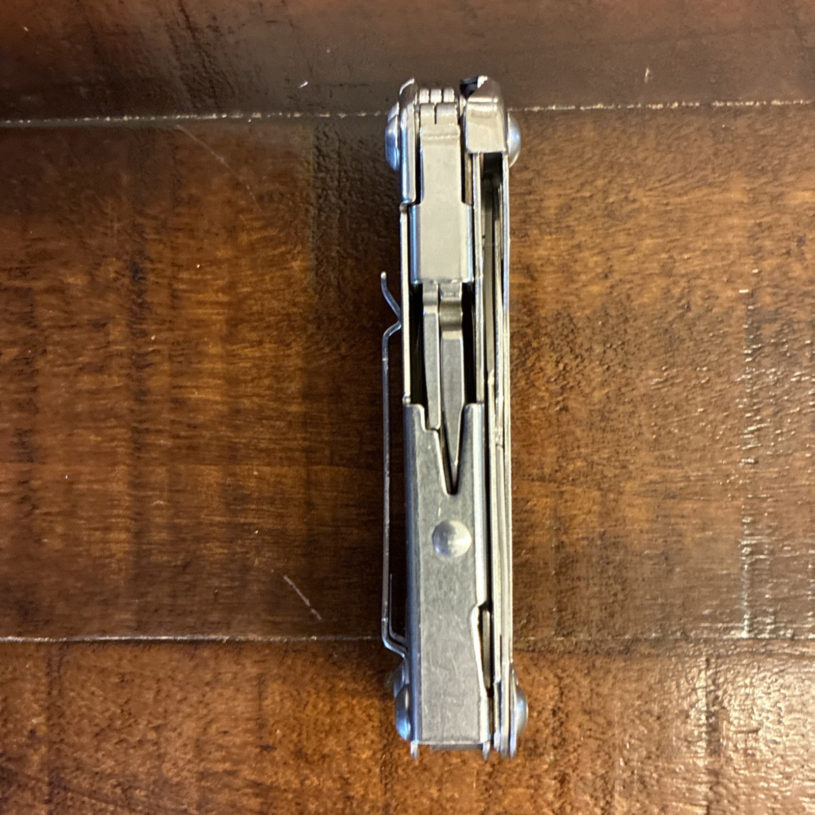 Leatherman Wingman 14 Tools Multi-Tool – Stainless Steel – Excellent