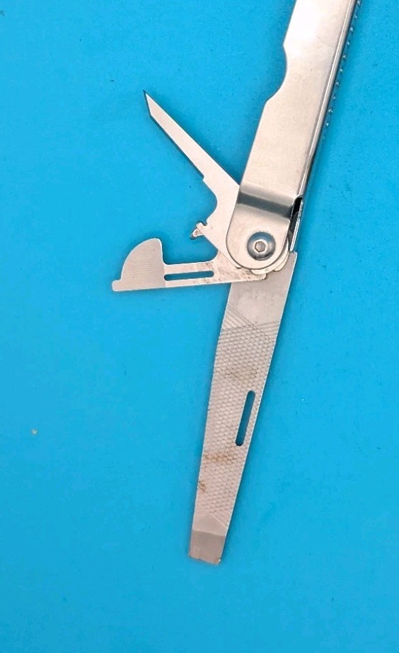 SOG Specialty Knives & Tools Multi Tool Lynnwood WA USA