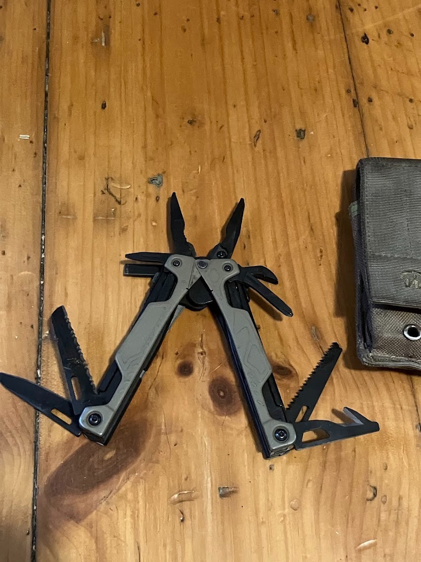 RARE OHT multitool military tan Leatherman Coyote