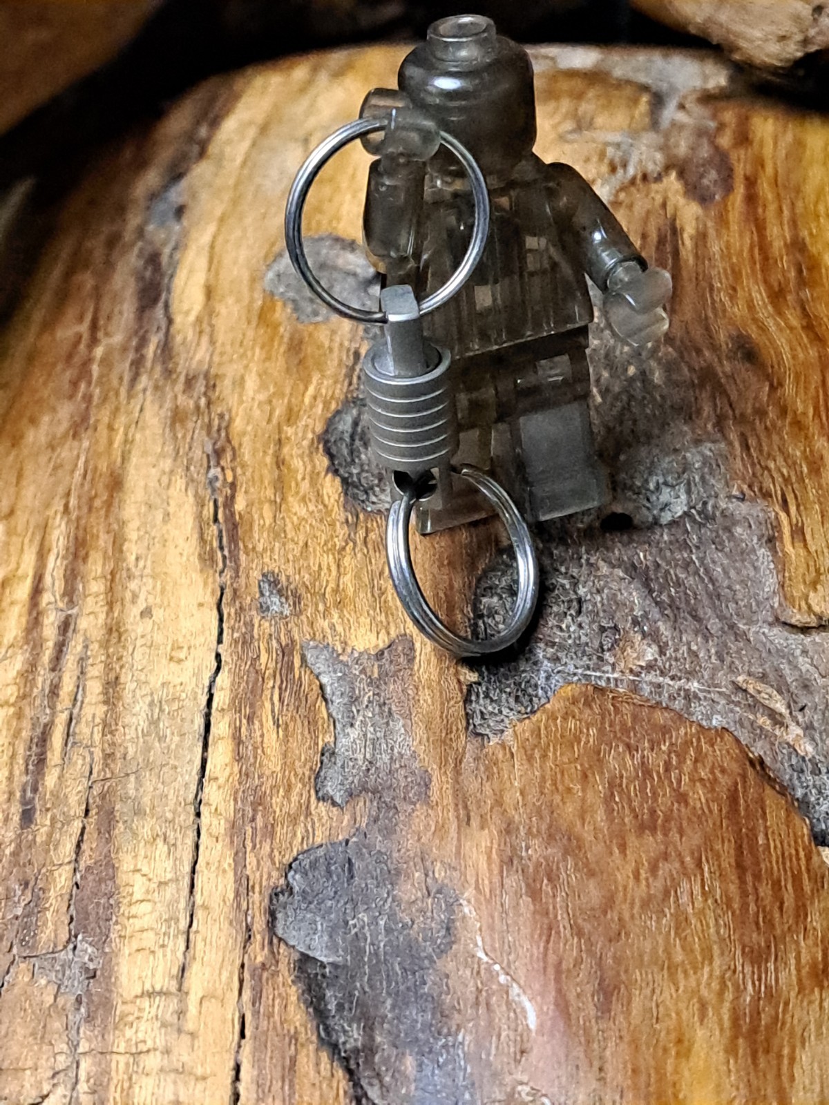 Pro Mini Series Titanium Swivel With 15mm Titanium Keyrings