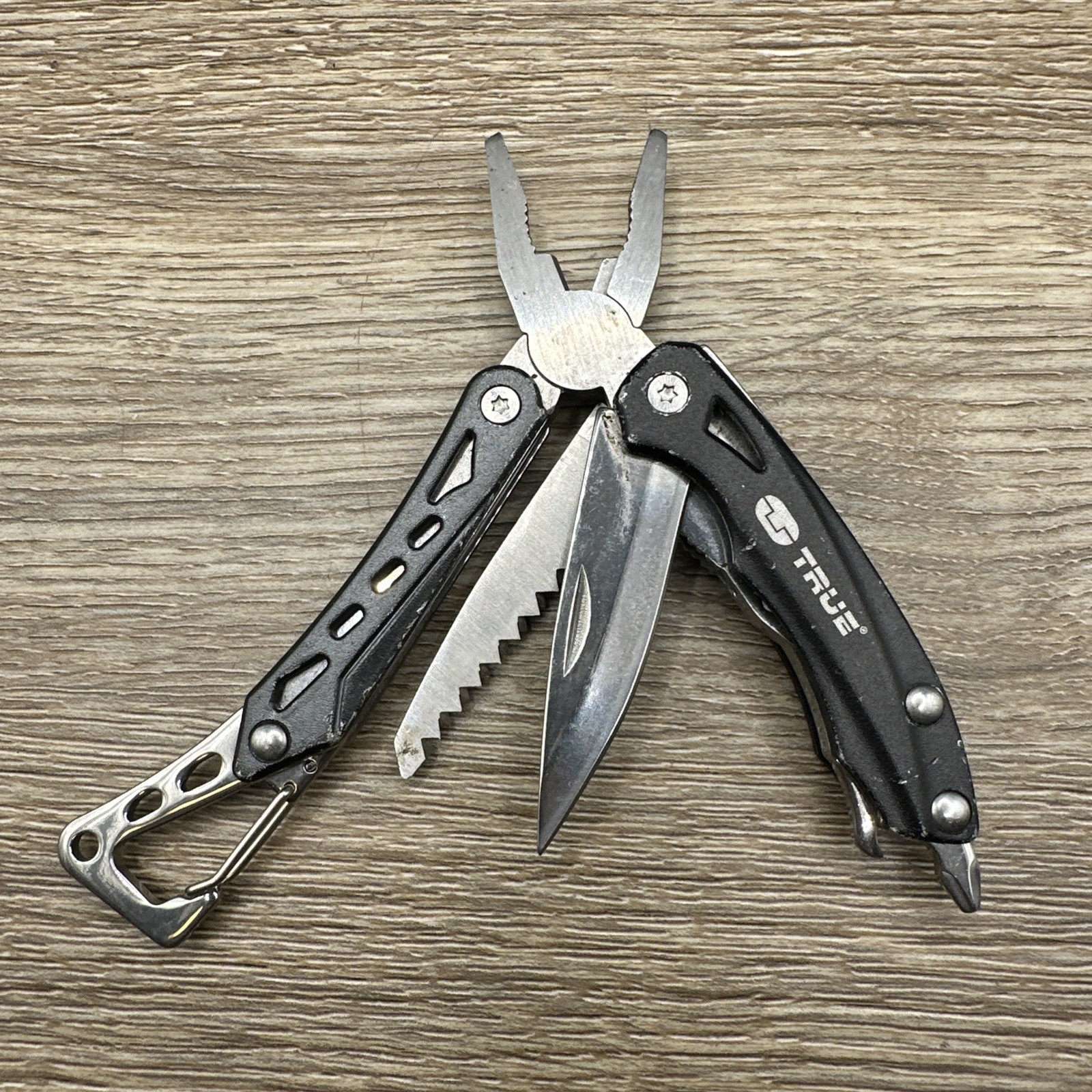 True Utility SEVEN Multi-Tool