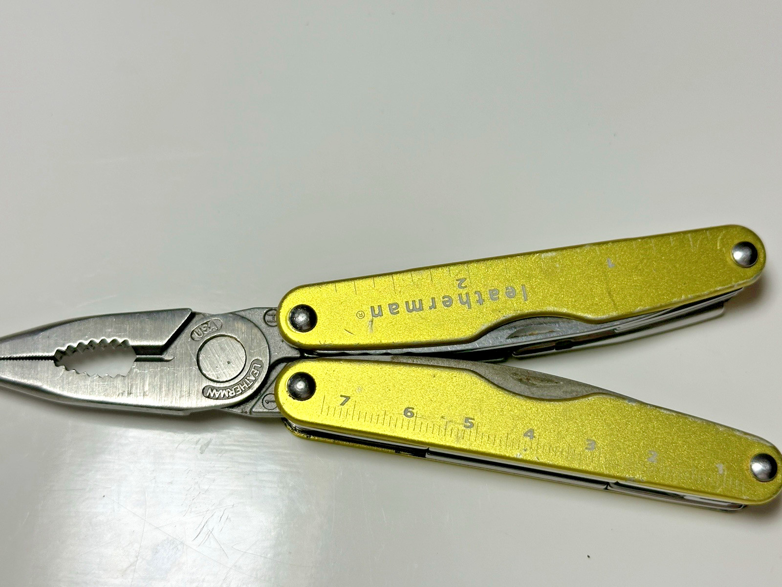 Leatherman Juice KF4 Multitool rare Yellow, parts or repair AS-IS