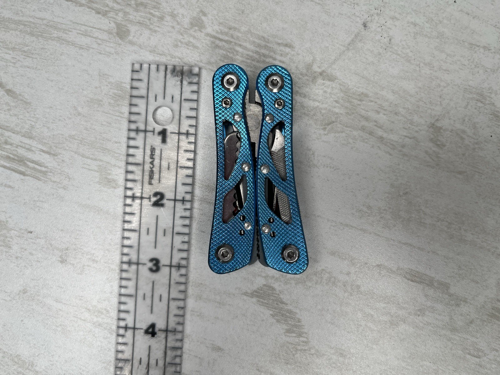 Sheffield 12350BL Premium 12-in-1 Multi-Tool